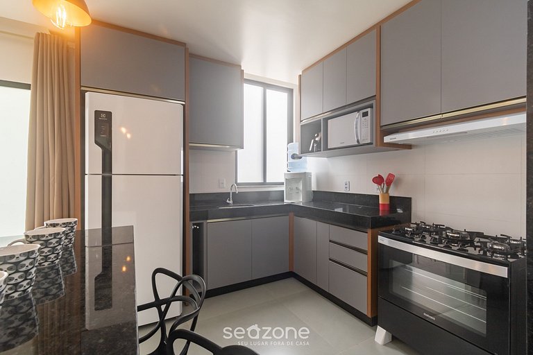 Apto a 350 m da praia em cond. c/ piscina PRY0001