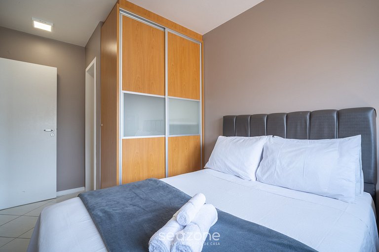 Apto. con suite a 100 m de la UFSC EOS0203