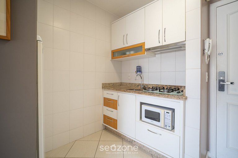 Apto. con suite a 100 m de la UFSC EOS0203