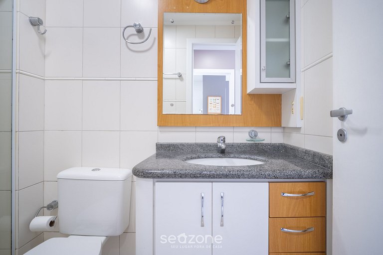 Apto. con suite a 100 m de la UFSC EOS0203