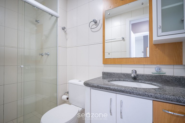 Apto. con suite a 100 m de la UFSC EOS0203