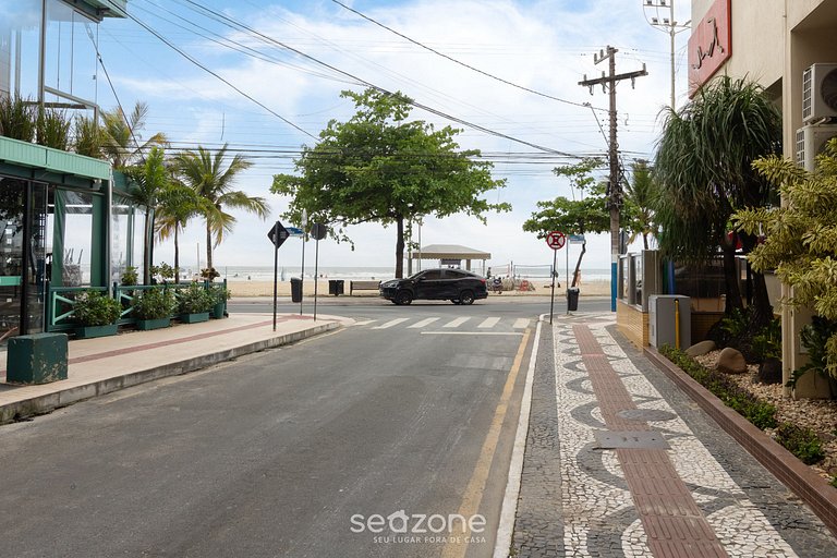 Apto completo a pasos de la playa en BC CRT0032