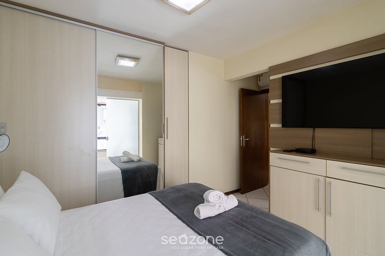 Apto completo a pasos de la playa en BC CRT0032