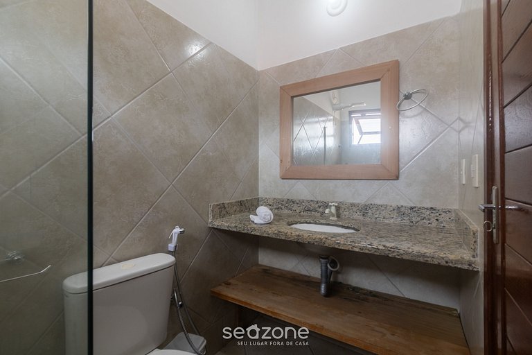 Apto a 500 m del mar en cond. con piscina ENL0007