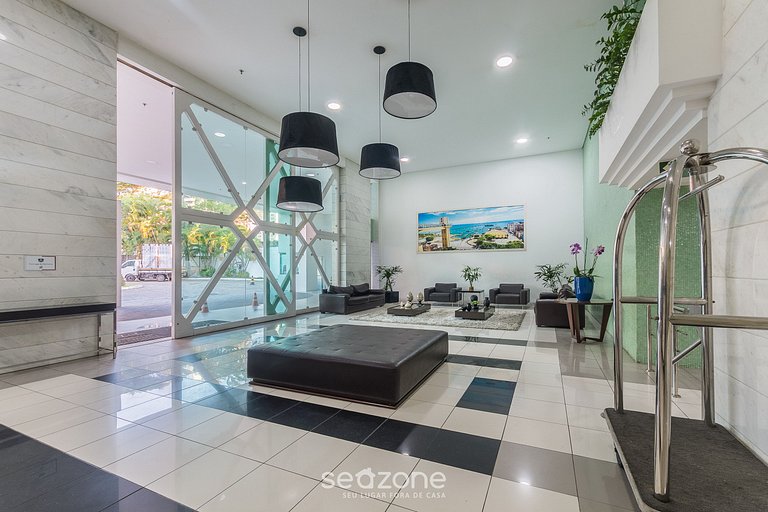 Apto en condo. c/ piscina y gimnasio IBF1607