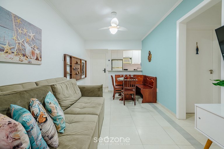 Apto em B.C a poucos passos da Praia CEC0501