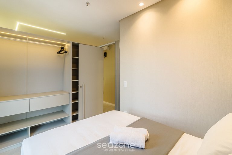 Apto c/ varanda prox ao mar e ao Hard Rock FFS1309