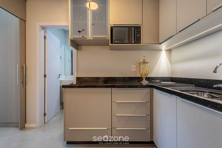 Apto c/ balcón cerca de la playa, Itapema FFS1202