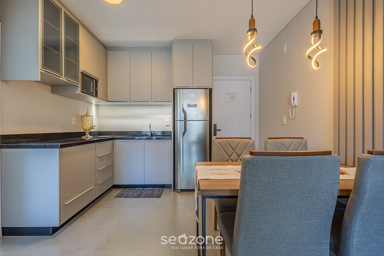 Apto c/ balcón cerca de la playa, Itapema FFS1202