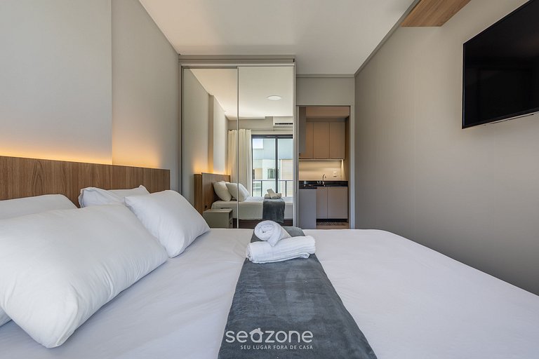 Apto c/ varanda prox da Praia em Itapema FFS1202