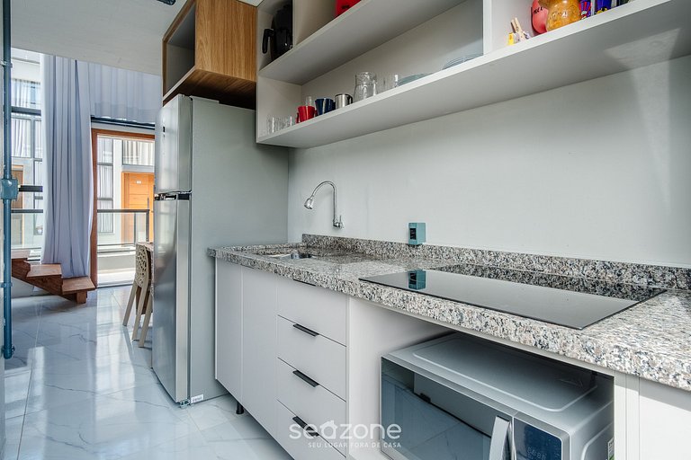 Loft a 50 m da Praia do Camacho PLO0002