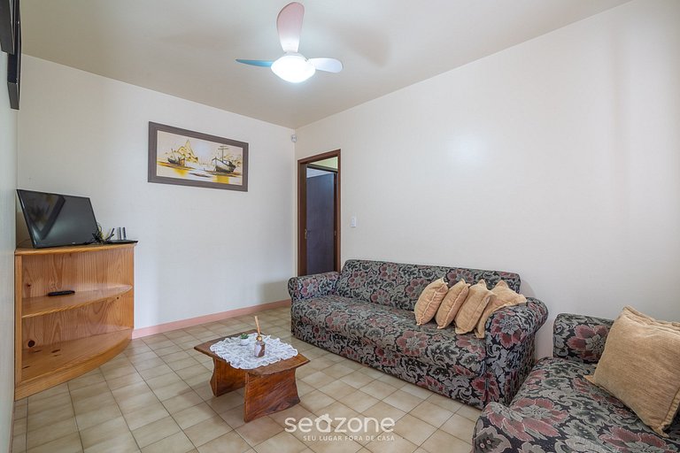 Casa a 2 quadras do mar em Porto Belo BRR0097