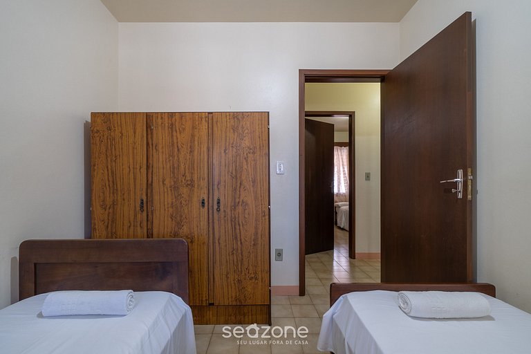 Casa a 2 cuadras del mar en Porto Belo BRR0097