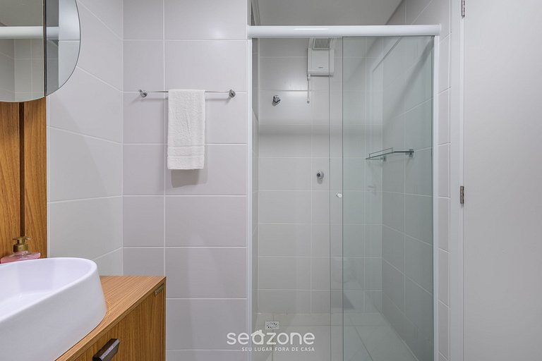 Apto c/ Churrasqueira a 400m da Praia SKL1203