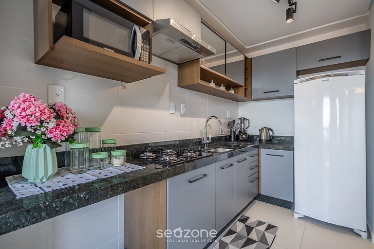 Apto c/ Churrasqueira a 400m da Praia SKL1203