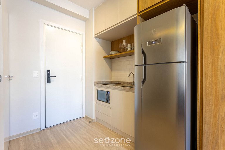 Estúdio em Prédio c/ Academia no Brooklin EMNR0509