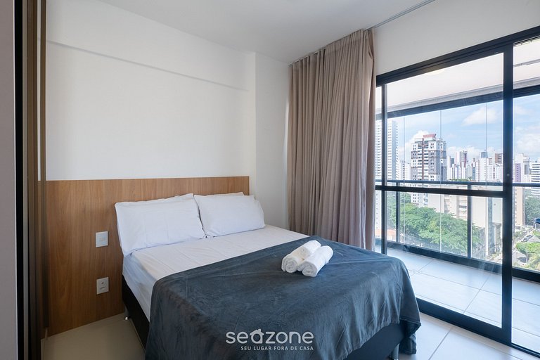 Apto c/ varanda na Barra, 400m do Mar BLB1501