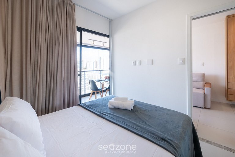 Apto c/ varanda na Barra, 400m do Mar BLB1501