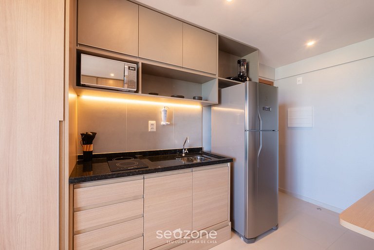 Moderno c/ varanda e vista mar em Itapuã RGF1308