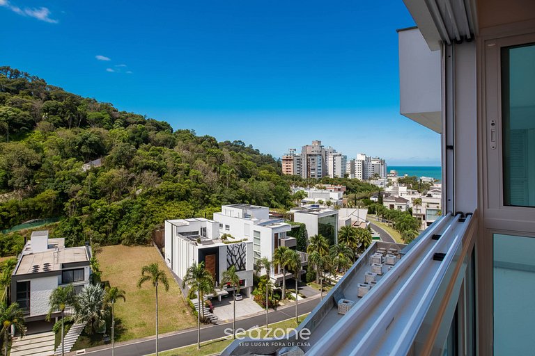 Apto 2 Quartos na Praia Brava em Itajaí RVC0702