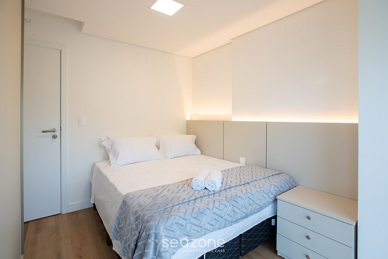 Apto 2 Quartos na Praia Brava em Itajaí RVC0702