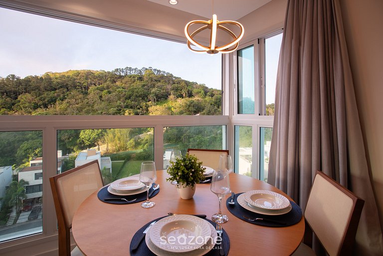 Apto 2 Quartos na Praia Brava em Itajaí RVC0702