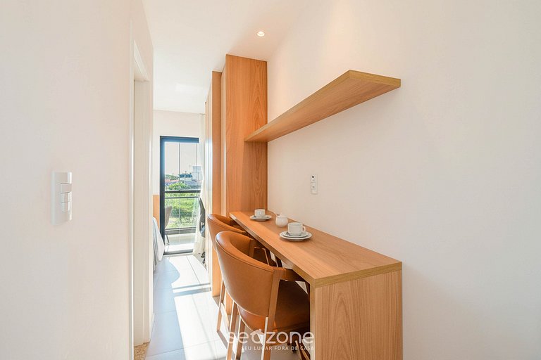 Apto c/ varanda a 280m da Praia, Salvador CLF0204