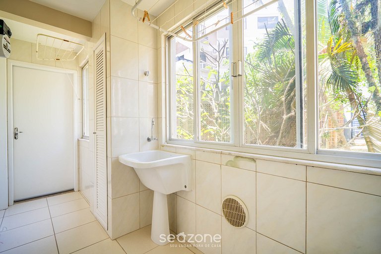 Ap em Cond. c/ acesso, a 200m da praia CBO0103