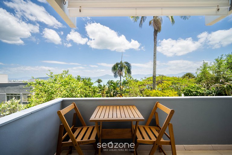 Ap em Cond. c/ acesso, a 200m da praia CBO0103