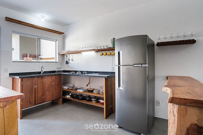 Casa c/ 3 Dormitorios y Parrilla LPB0000