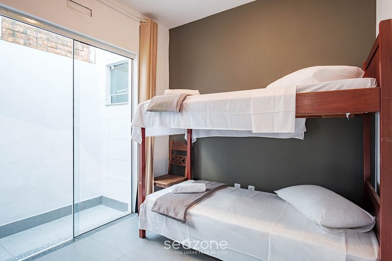 Casa c/ 3 Dormitorios y Parrilla LPB0000