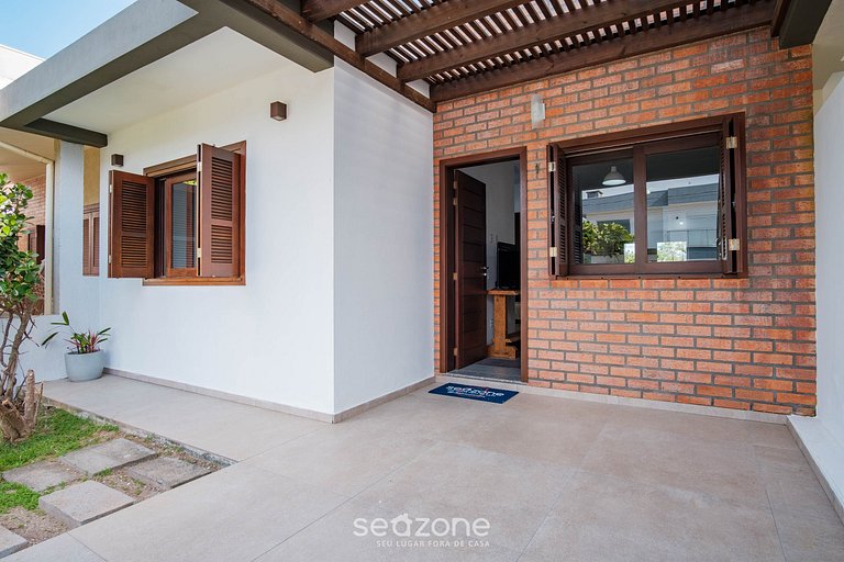 Casa c/ 3 Dormitorios y Parrilla LPB0000