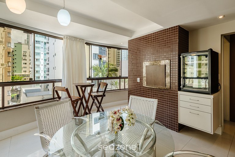 Apto c/ varanda e churrasq. a 200m do Mar TVN0301