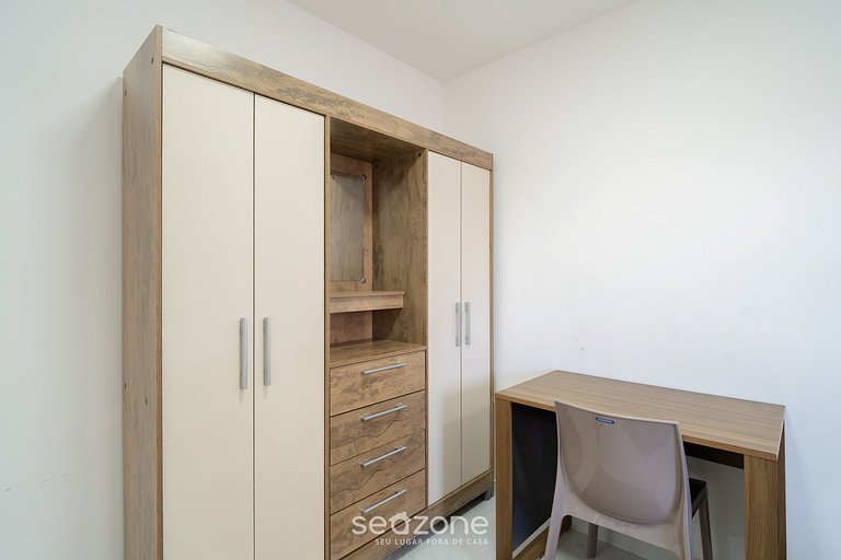 Apto a 2 min da Praia em cond. c/ piscina PTA0203