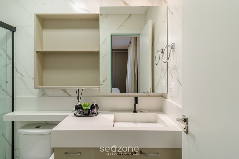 Apto con balcón y parrilla a 700m del mar VNVA1305