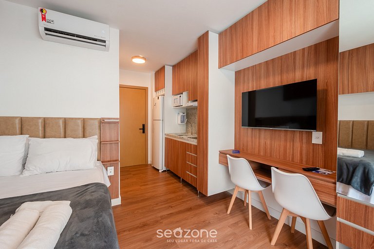 Studio completo na Barra a 270m do Mar CAO0103