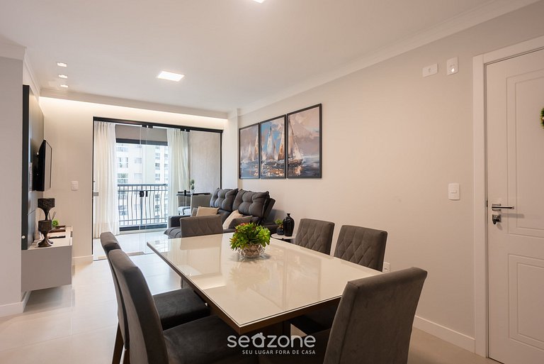 Apto c/ churrasq. e varanda, 700m da Praia VNV1204