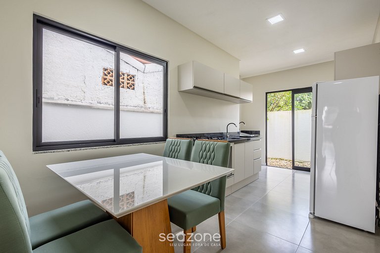 Casa c/ Parrilla a 500 m de la Playa CGE0003