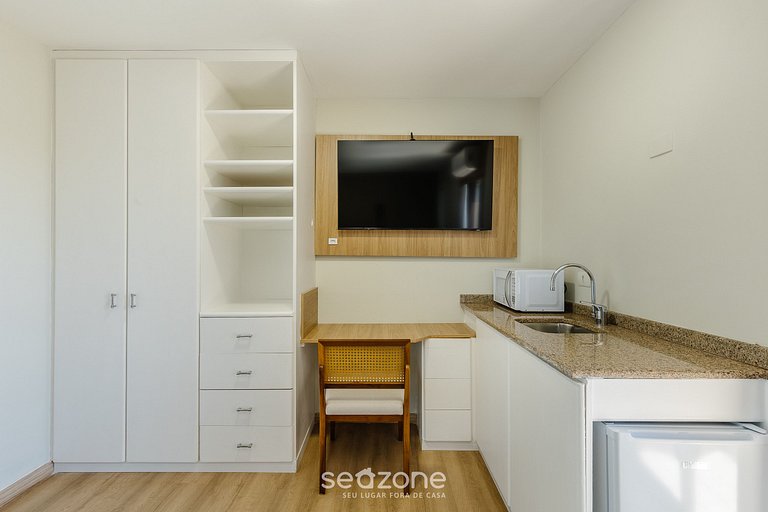 Studio en cond. c/ salón de juegos UPP0504