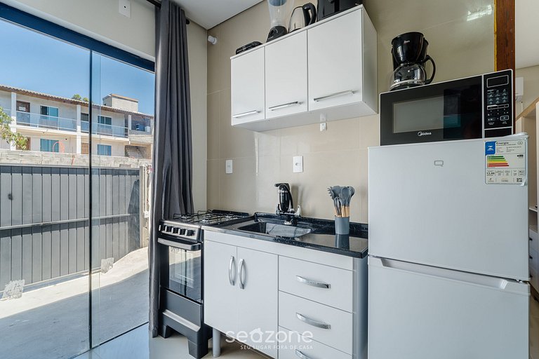 Apto c/ 1 Dormitorio y Aire Acondicionado IRN0103