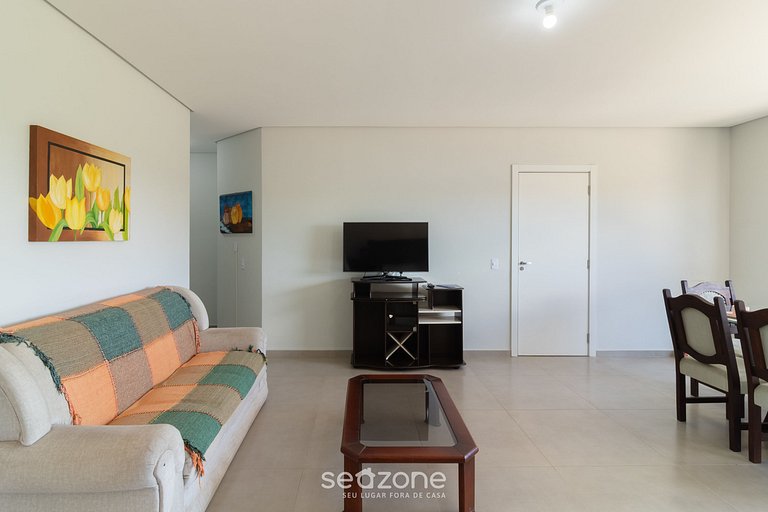 Apto c/ 2QTs e churrasq. a 850 m da Praia LBR0201