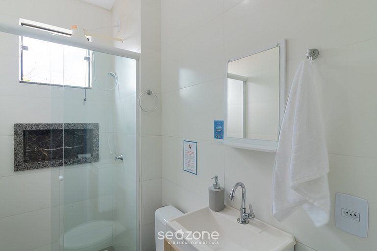 Apto c/ 2QTs e churrasq. a 850 m da Praia LBR0201