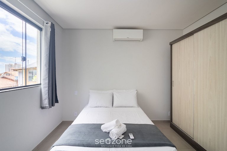 Apto c/ 2QTs e churrasq. a 850 m da Praia LBR0201