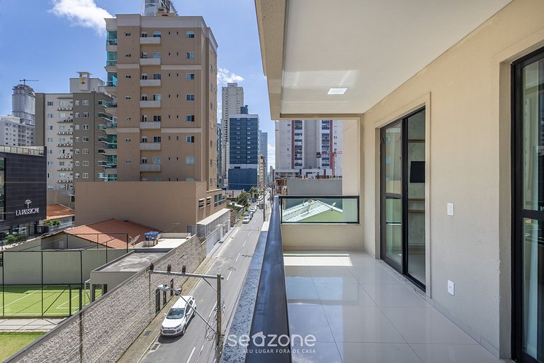 Apt c/ 2 suítes e churrasq. 650m da praia RGO0301