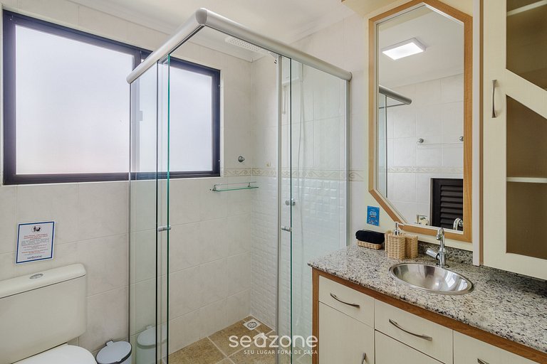 Casa em cond. Beira-Mar com piscina MCS0057