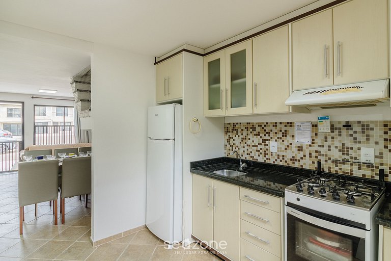 Casa em cond. Beira-Mar com piscina MCS0057