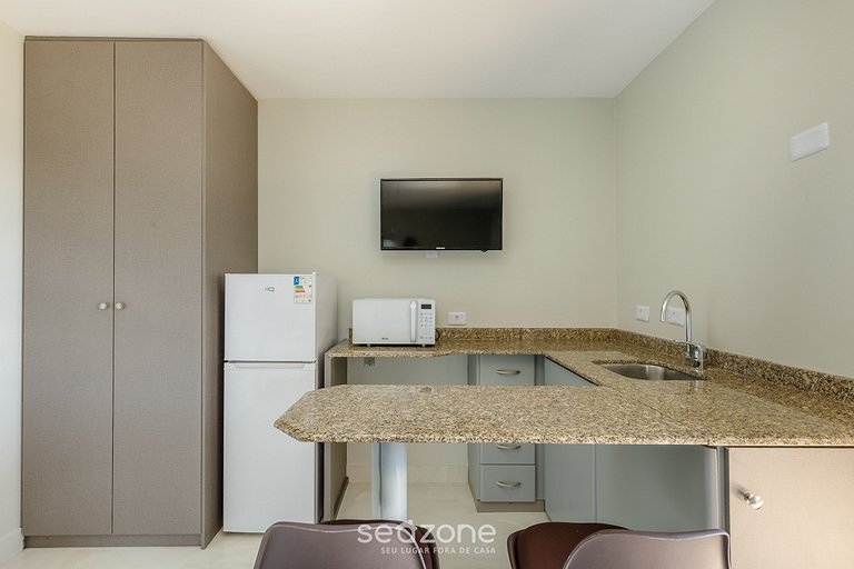 Estudio con balcón en Alto da XV UPP0404