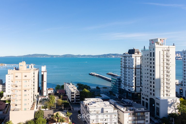 Apto em cond. c/ piscina a 280m da Praia MHF1503