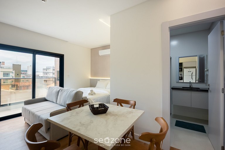 Studio a 220m do Mar em prédio c/ piscina SFR0312