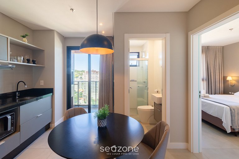 Apto c/ varanda e churrasq. a 280m do mar MHF1508